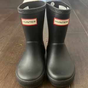 Hunter Matte Black Rain Boots